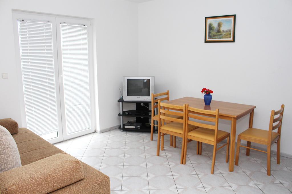 Apartments Beba Вир Стая снимка