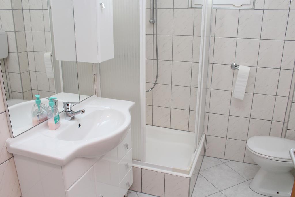 Apartments Beba Вир Стая снимка