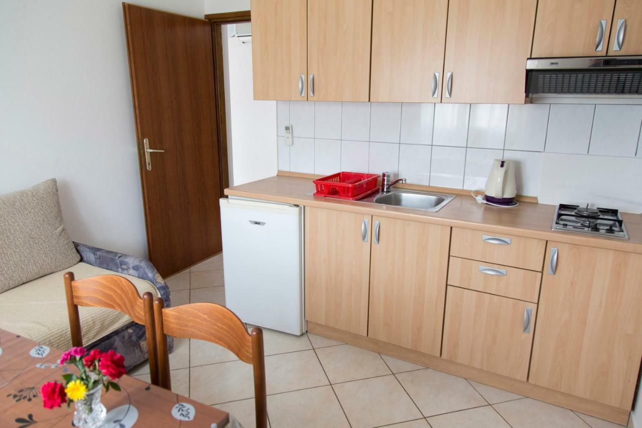 Apartments Beba Вир Екстериор снимка